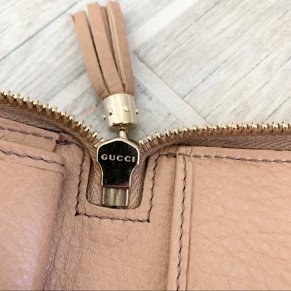 Gucci Tan Soho Organizer Wallet - Picture 9 of 11